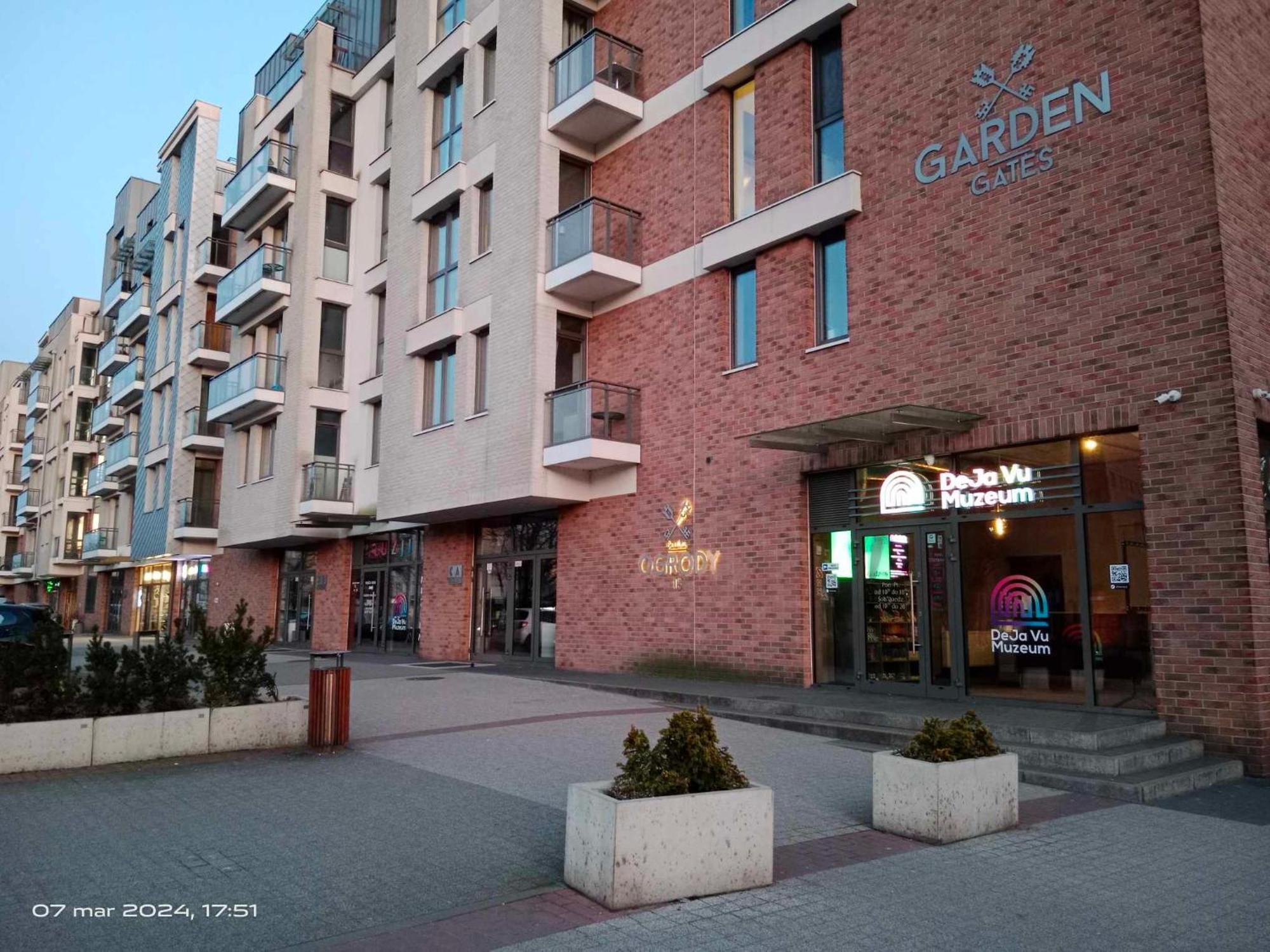 Uroczy Apartament Dlugie Ogrody 48 Gdansk Exterior photo